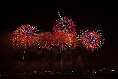 新电竞大赛《CR杯》6月举行 《守望先锋2》《街霸6》确定